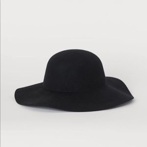 H&M black brim hat